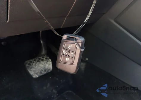 2022 Volkswagen Taos 1.5T Se z USA, uszkodzony, nr VIN 3VVLX7B21NM077143